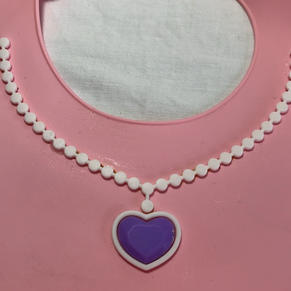 Silicone Bibs - Picture 3 of 5